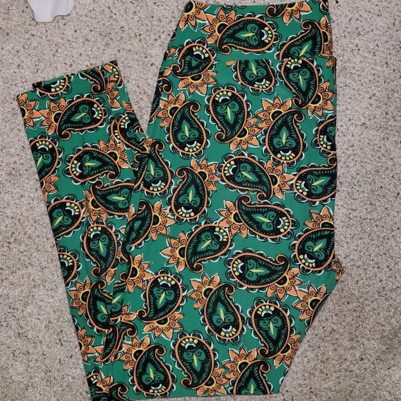 LuLaRoe Pants - Green paisley leggings lularoe TC